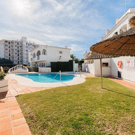 Cosy Apartment In Verano Azul 네르하 외부 사진