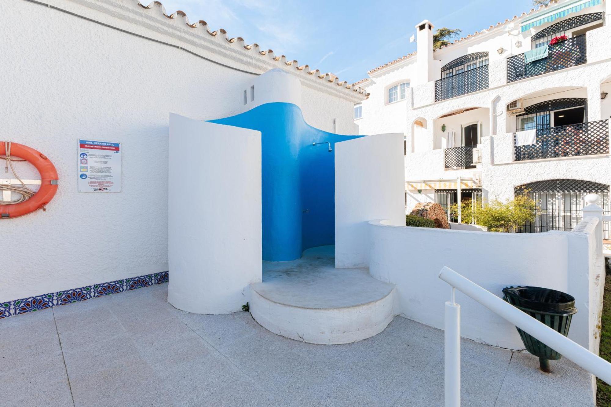 Cosy Apartment In Verano Azul 네르하 외부 사진