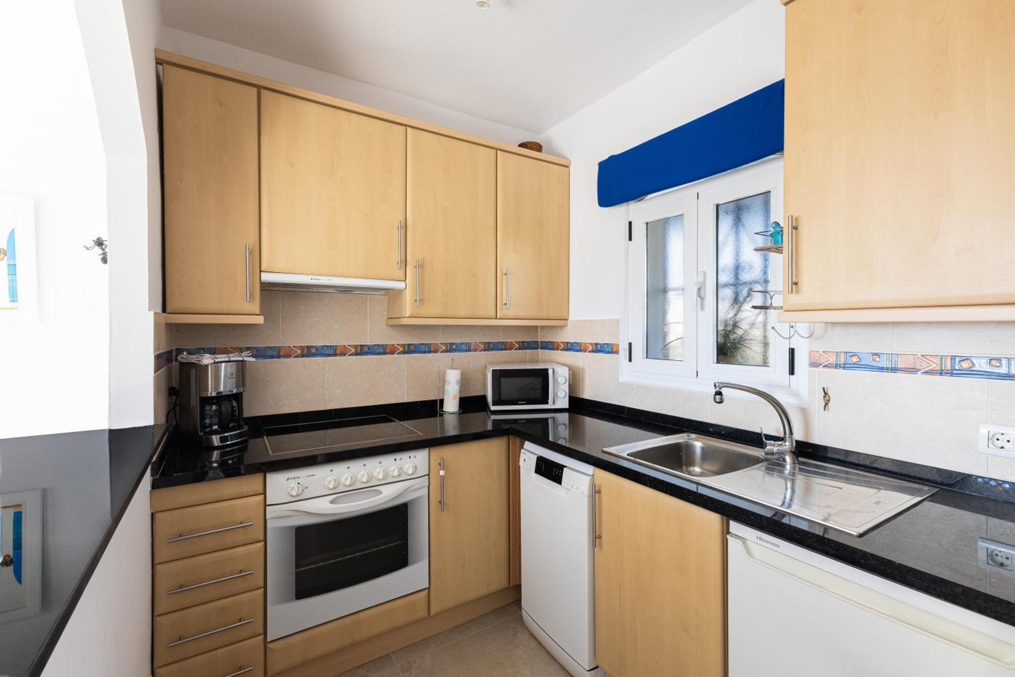 Cosy Apartment In Verano Azul 네르하 외부 사진
